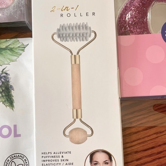 Spa Day Self Care Manicure Pedicure Eye Face Mask Bundle Beauty Lot New - Picture 8 of 9